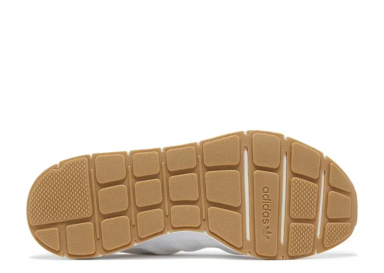 Adidas SWIFT RUN 'CLOUD WHITE GUM' sneakers, white