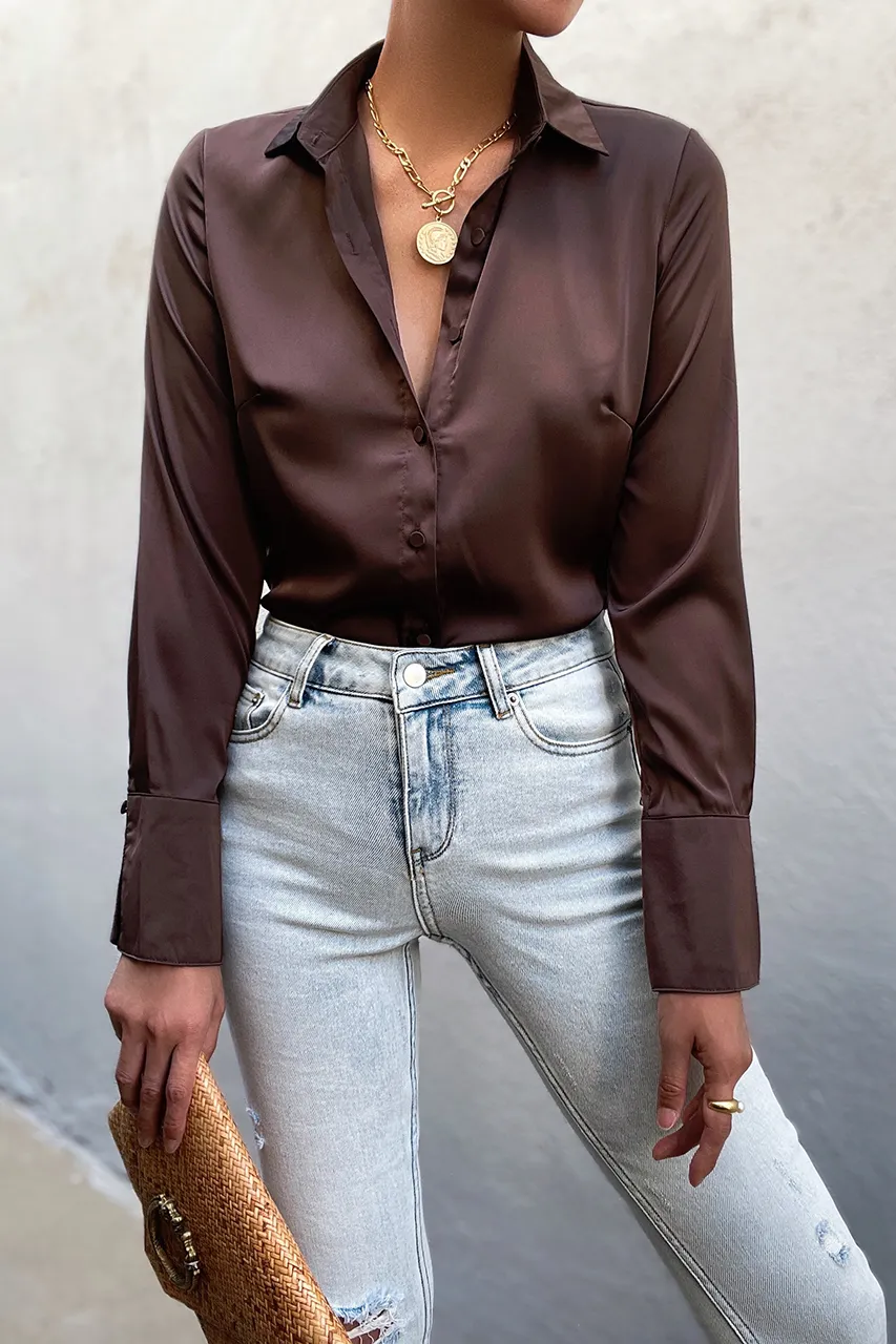 Dana chocolate shirt