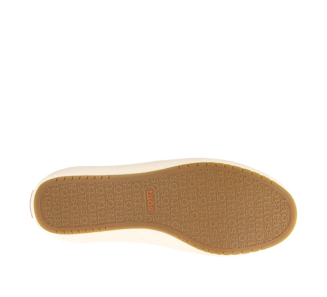 Women's Taos Star Color: Black Plaid